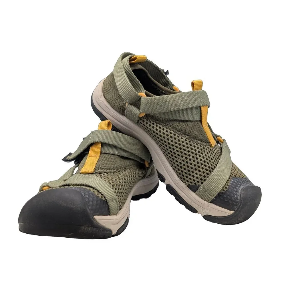 Teva Big Kids Outflow Universal Green Water Sandals Size Big Kid 1